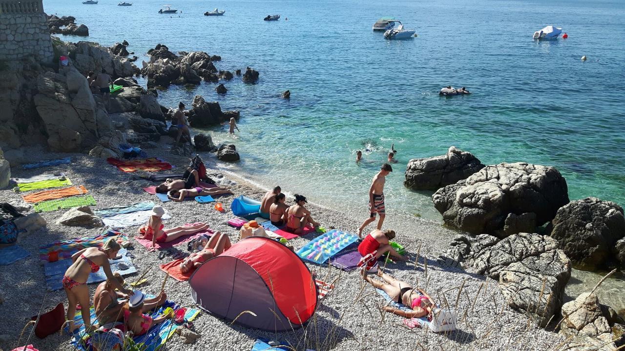 Adria Beach Guest House Нови-Винодолски Экстерьер фото